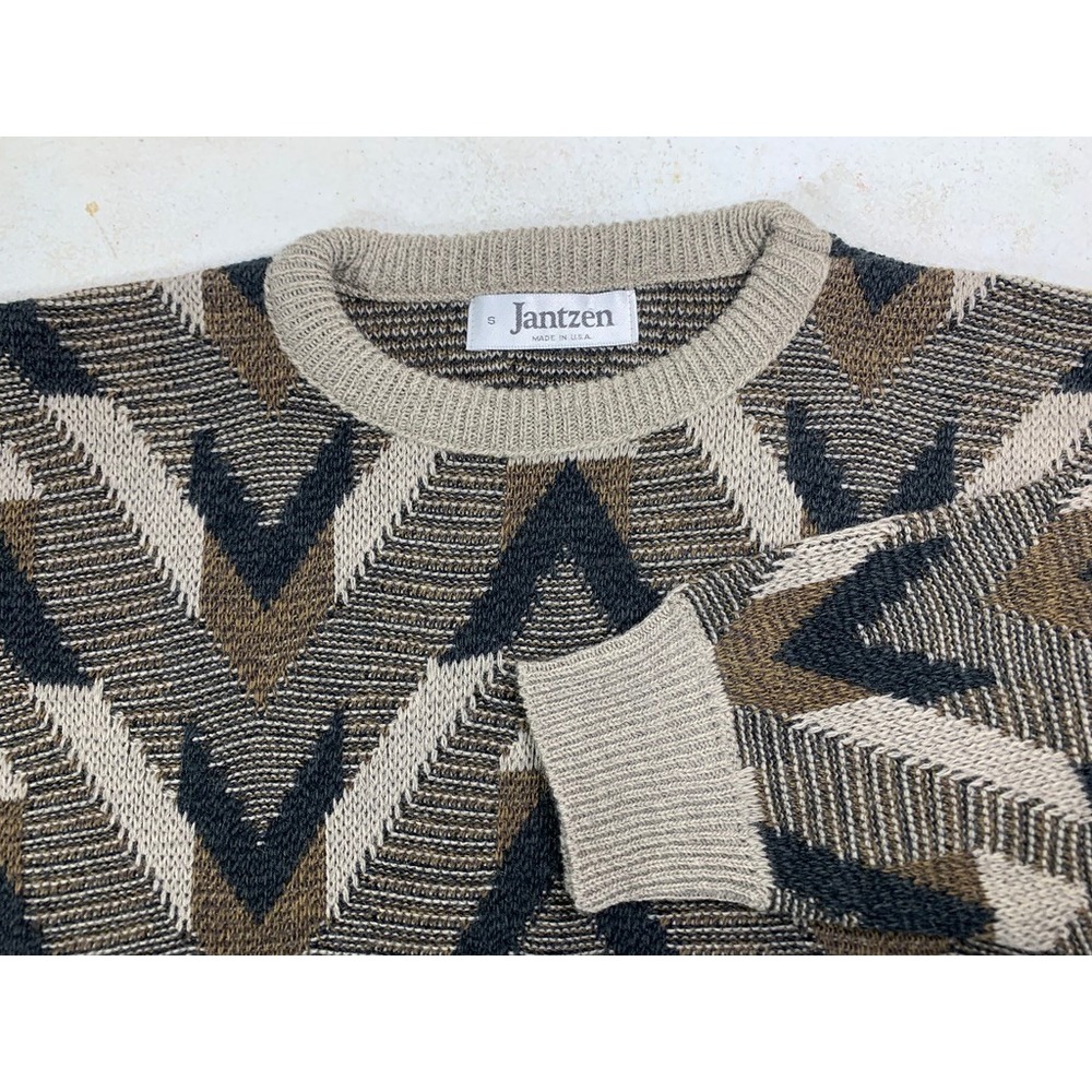 Vintage Jantzen Men's Size S Geometric Pattern Sweater Made in USA